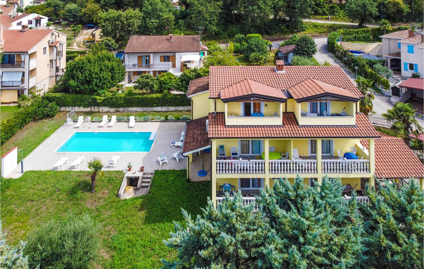 Ganze Ferienwohnung, Ferienwohnung für 5 Personen mit Terrasse in Mugeba, Porec und Umgebung