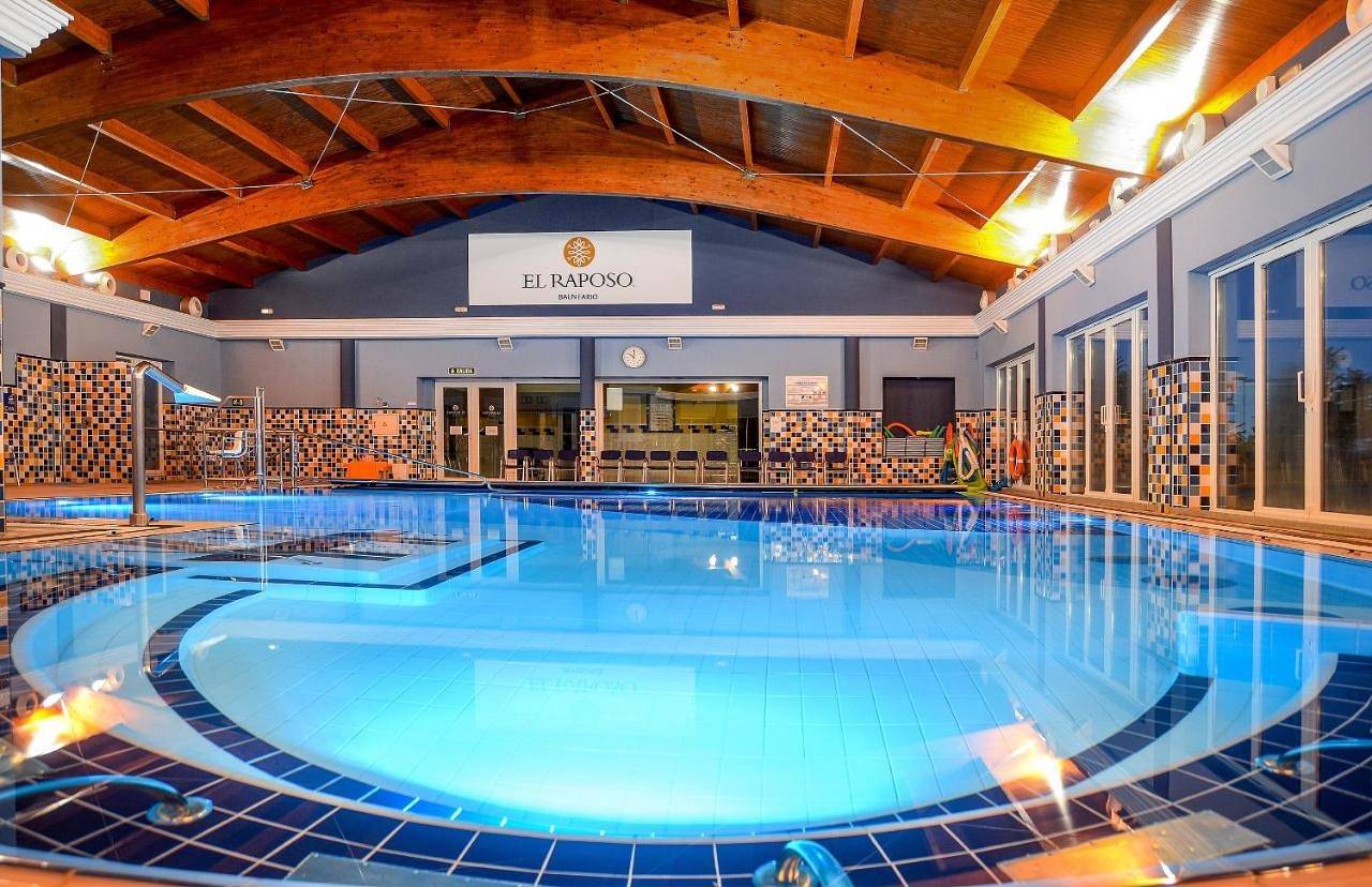 Hotel Balneario El Raposo in Balneario El Raposo (Puebla de Sancho Pérez), Puebla de Sancho Pérez