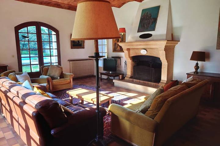 Château pour 15 personnes, avec jardin en Provence-Alpes-Côte d'Azur - 2