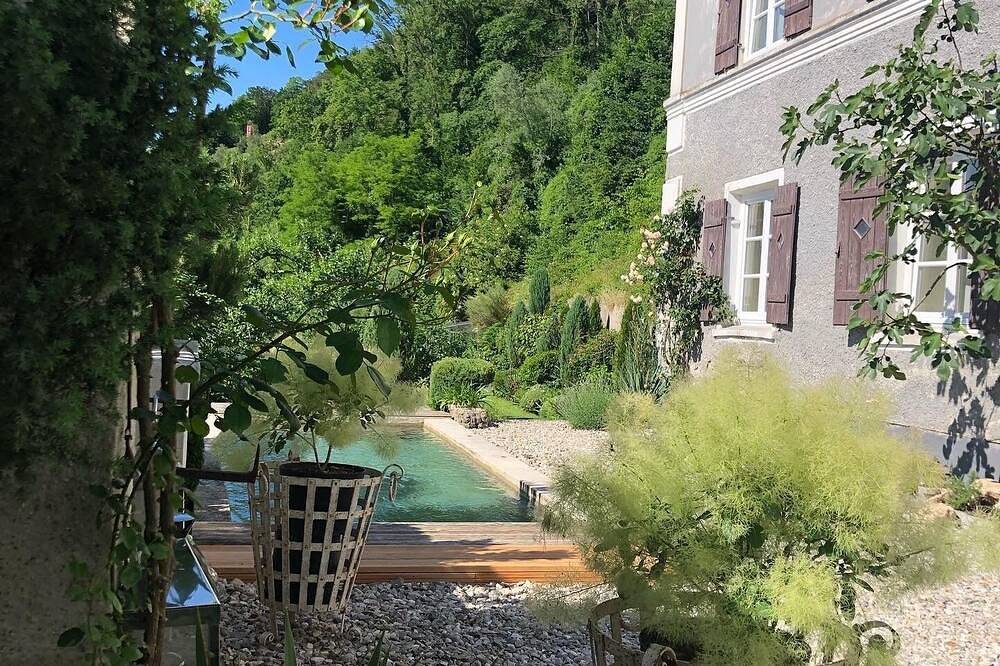 Best View -Landhaus mit Blick zur Burg in Hochburg-Ach, Braunau am Inn