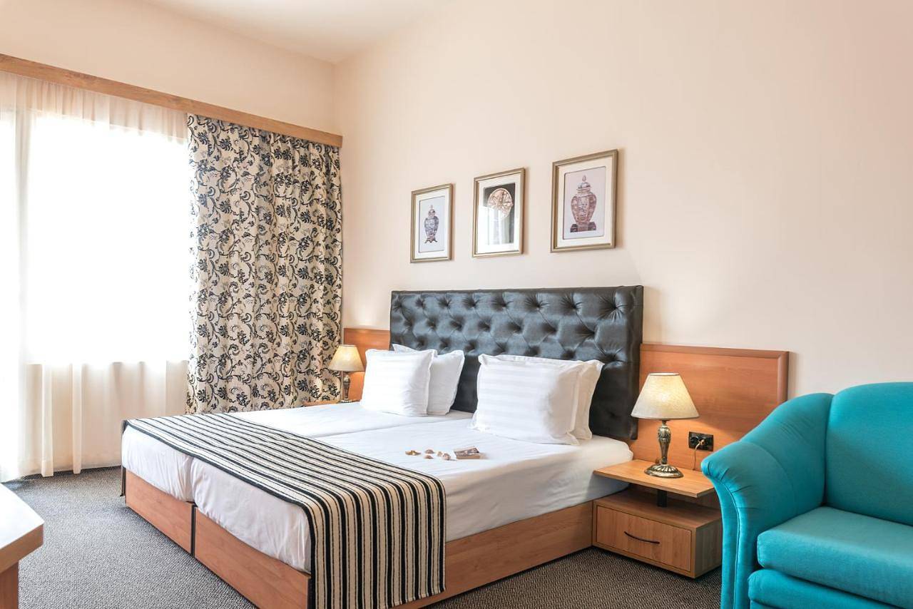 Lotus Family Hotel - Free Parking in Slantchev Briag, Bourgas (oblast)