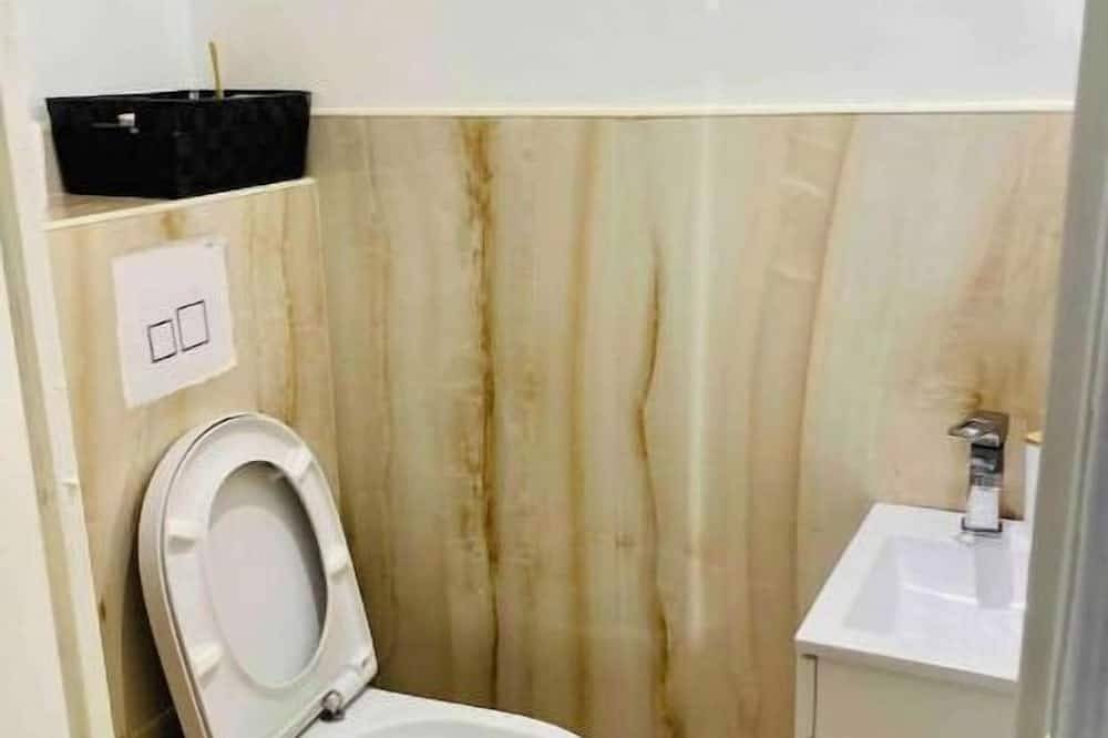 Entire apartment, Joli Duplex Spacieux Proche Paris et Cdg in Montmorency, Val-d'Oise
