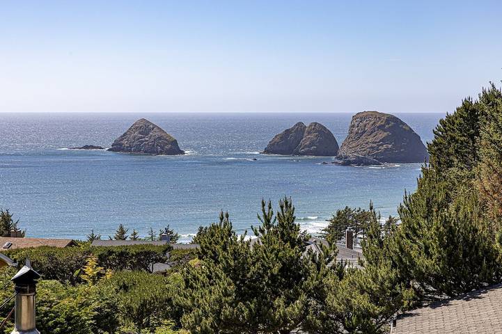 Vacation rental for 8 people, with terrace in Oceanside (Oregon)