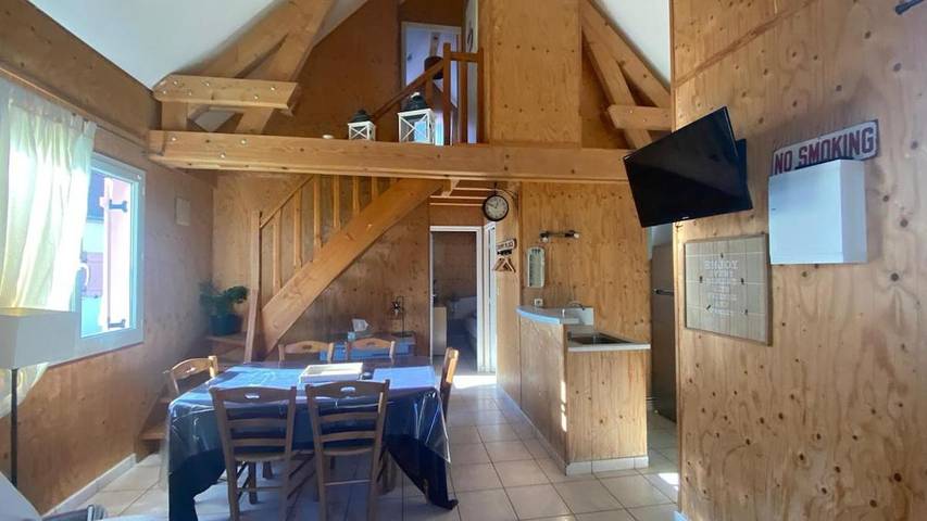 Location de vacances pour 8 personnes, avec vue ainsi que vue sur le lac et jardin dans Lac de Der-Chantecoq (Giffaumont-Champaubert)