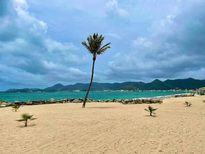 Gîte pour 4 personnes, avec vue ainsi que piscine et jardin dans Nettlé Bay - 4