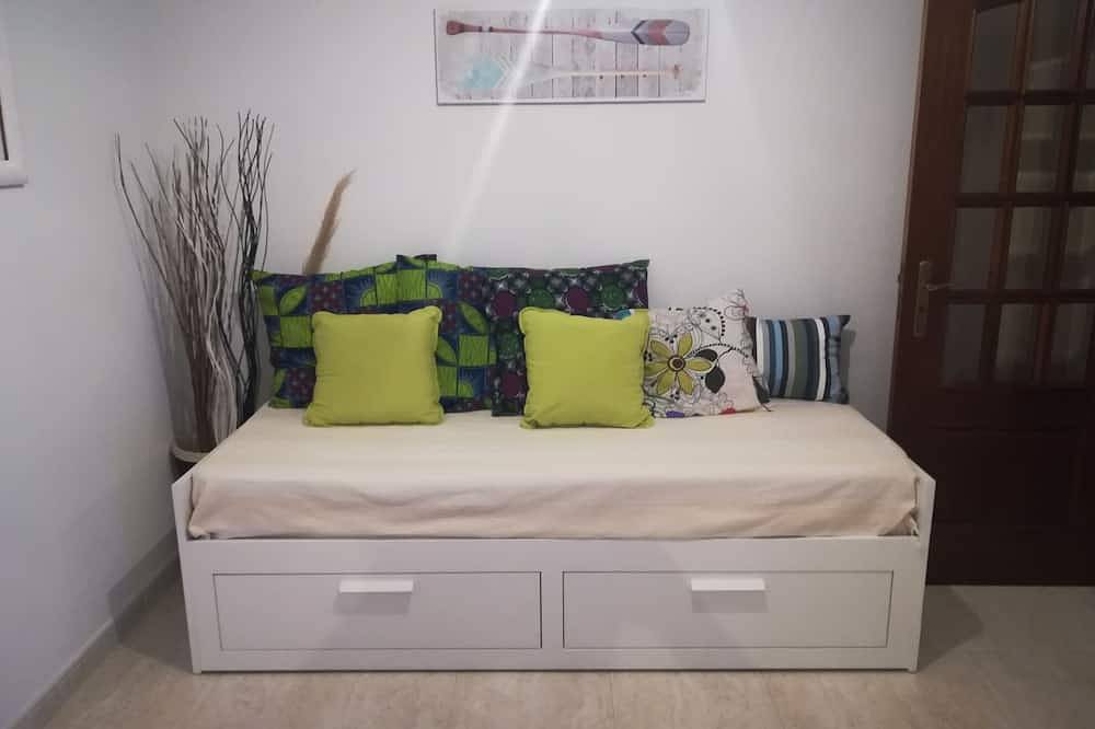 Apartamento entero, T1-Excelente. gran tranquilidad y vista maravillosa sobre el paisaje - Mar y Serra. in Alvor, Distrito de Faro