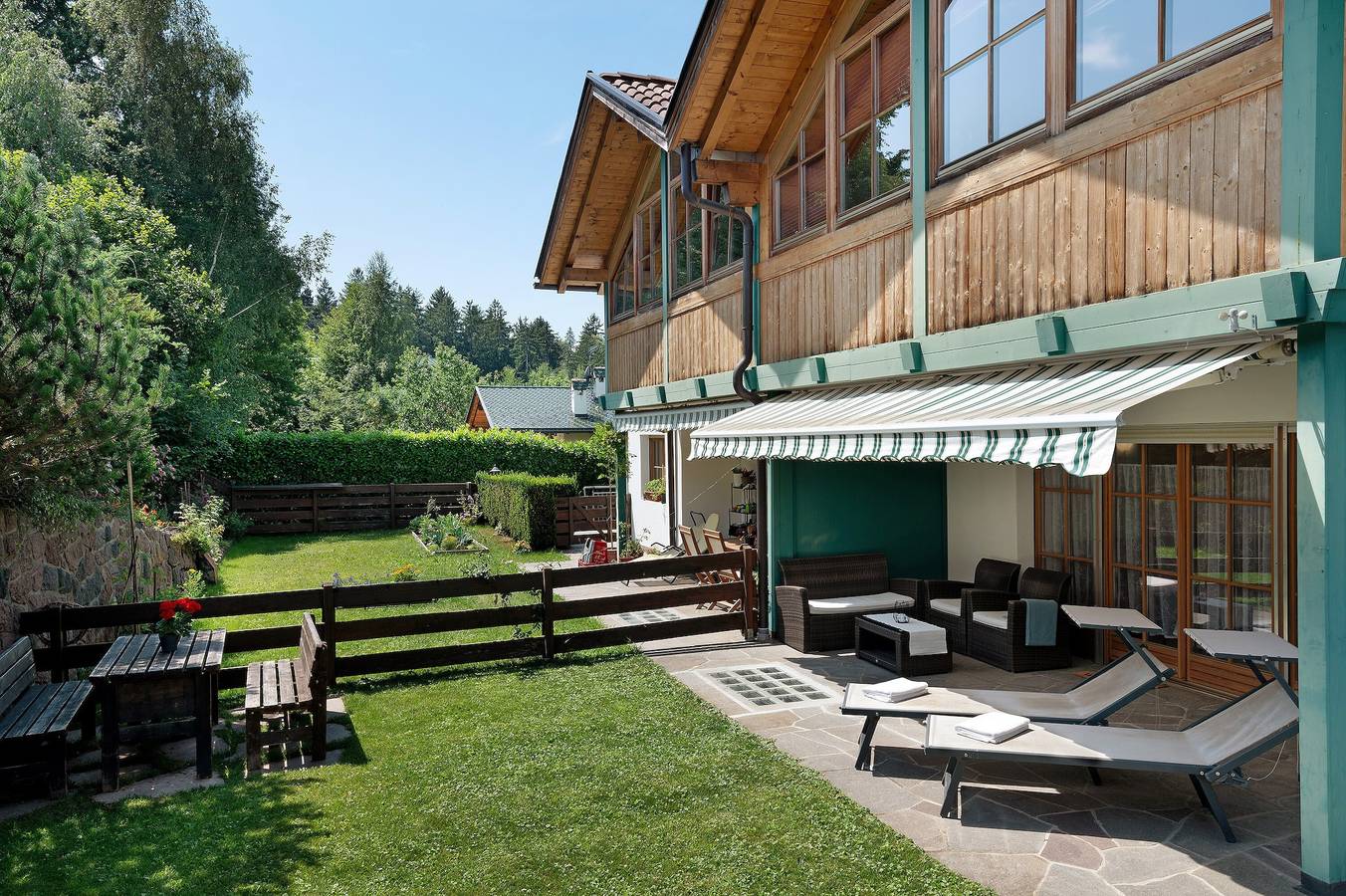 Ganze Wohnung, Ferienwohnung 'Santners Holiday' mit Bergblick, privater Terrasse und eigenem Garten in Völs am Schlern, Dolomiti Superski