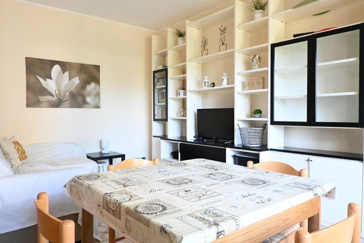 Entire apartment, P072 – Porto Recanati, comfortable three-room apartment just steps from the sea in Scossicci, Porto Recanati