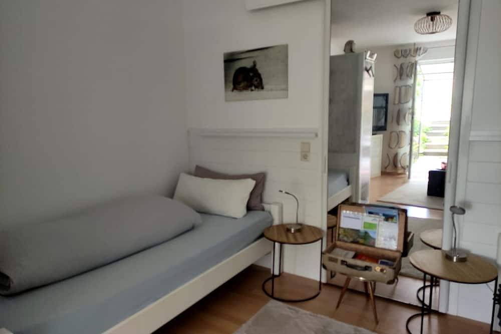 Ganze Wohnung, Fewo Am Blütenhang Nenzingen in Orsingen-Nenzingen, Landkreis Konstanz