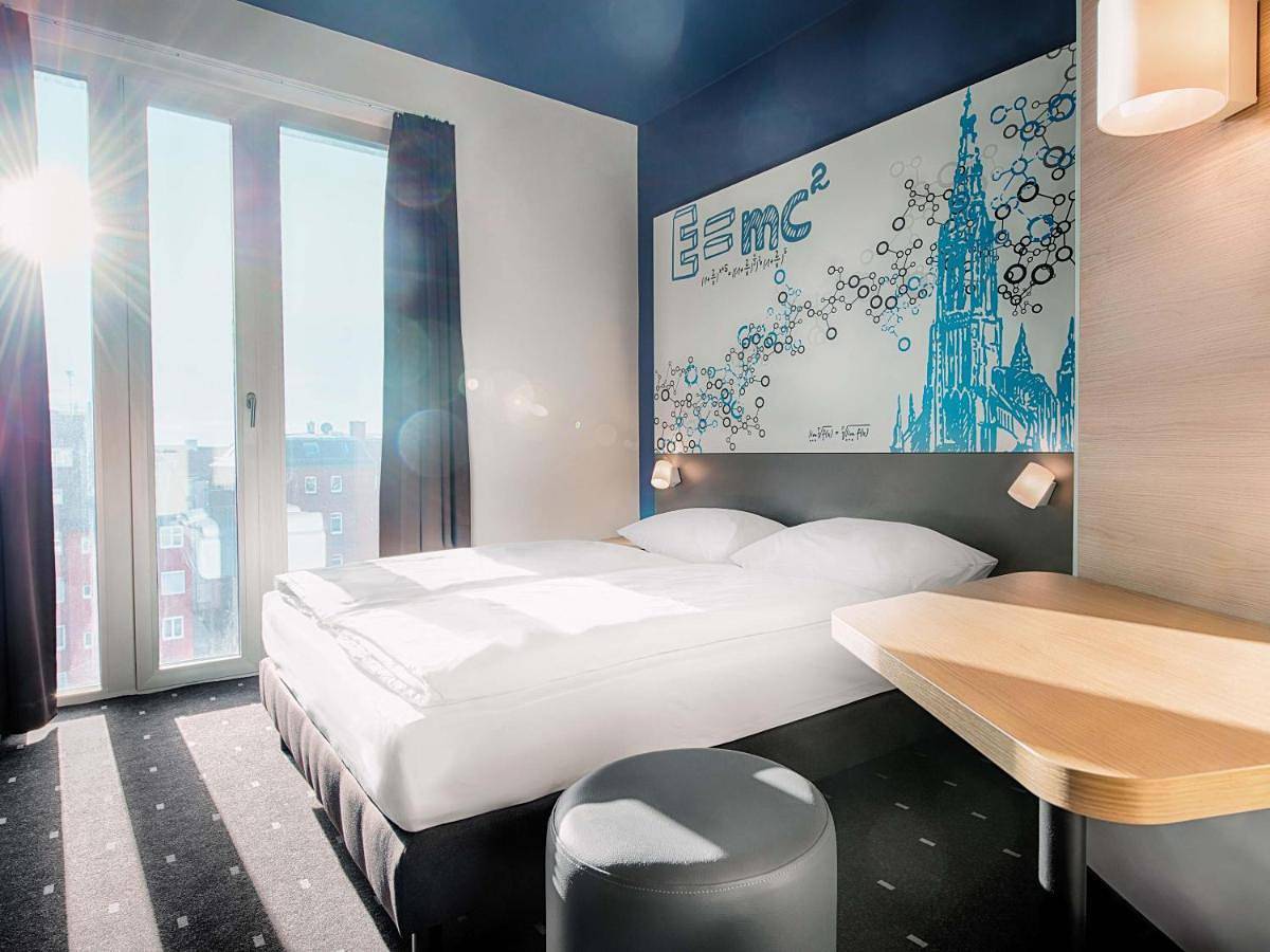 B&B Hotel Ulm in Ulm, Schwaben