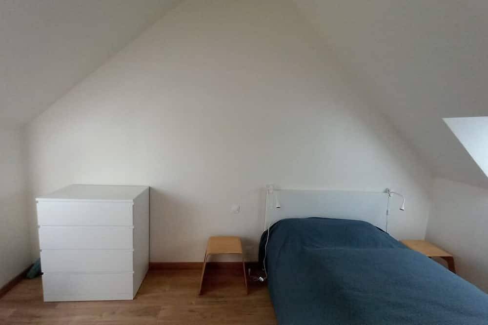 Typical Breton house between the Gulf of Morbihan and the ocean in Pluneret, Côte des Mégalithes