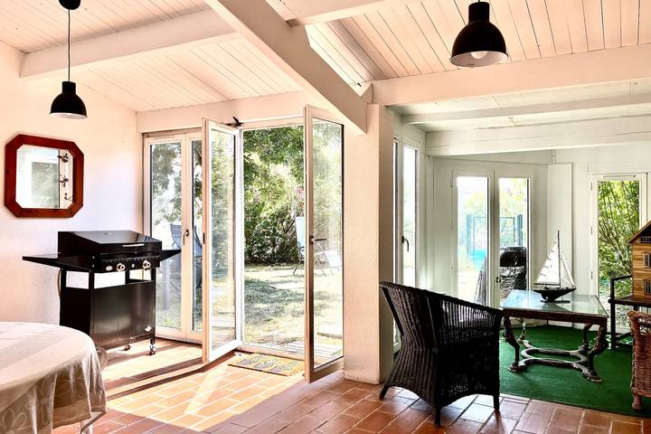 House with private pool and large garden in Nieul-sur-Mer, La Rochelle und Umgebung