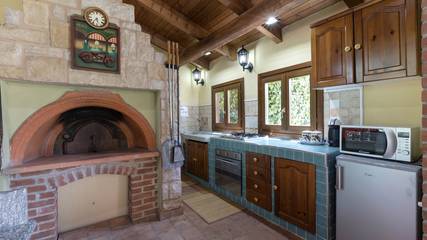 Villa per 10 Persone in Bruno, Provincia d'Asti, Foto 2