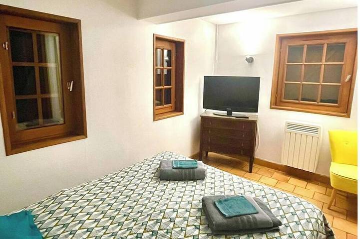 Location de vacances pour 6 personnes, avec jardin et terrasse à Saint-Gatien-des-Bois - 3