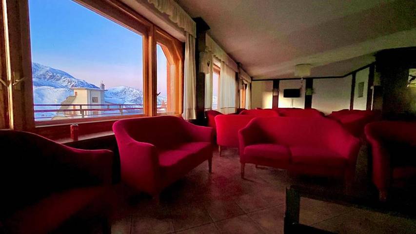 Hôtel pour 4 personnes, avec terrasse ainsi que jacuzzi et piscine à Prato Nevoso - 3