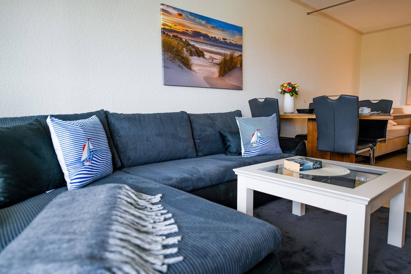 Hel lejlighed, She6 – Ferienwohnung mit Meerblick im Strandhochhaus Cuxhaven Sahlenburg in Sahlenburg Strand, Cuxhaven