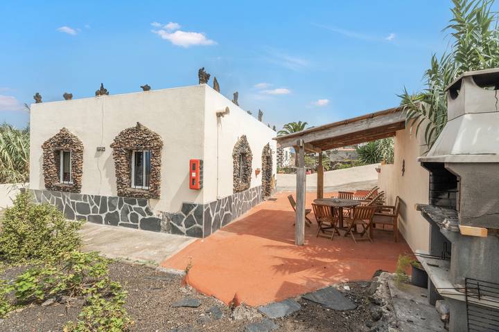 Agriturismo per 8 persone, con giardino in Valverde