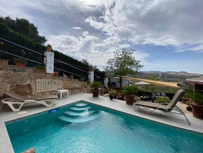 Casa rural para 4 personas, con vistas y terraza además de piscina y jardín en Ardales - 3