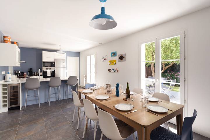 Location de vacances pour 10 personnes, avec terrasse ainsi que jardin et jacuzzi à Villers-sur-Mer - 3