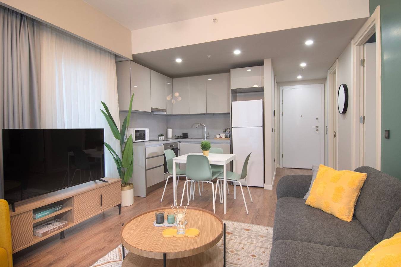 Ganze Wohnung, Ferienwohnung für 4 Personen mit Pool in Istanbul, Marmararegion