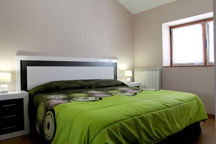 Maison de campagne pour 5 personnes, avec terrasse ainsi que jardin et vue à Erro - 3