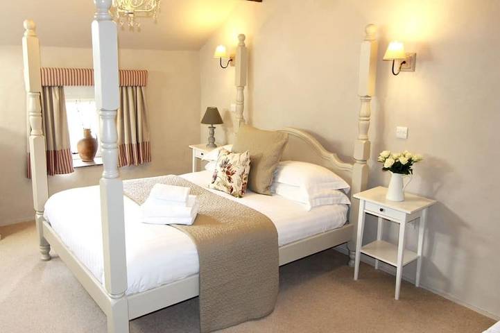 Holiday rental for 2 people, with terrace and hot tub in Staffordshire