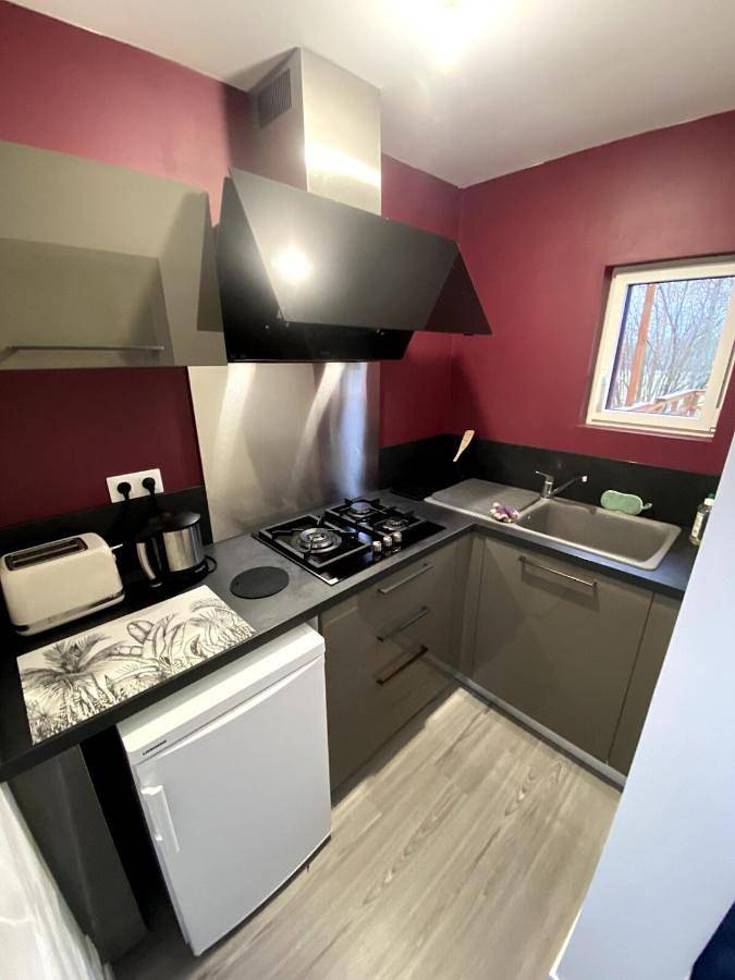 Gîte pour 2 personnes, avec vue et jardin ainsi que terrasse et sauna à Dontreix - 4