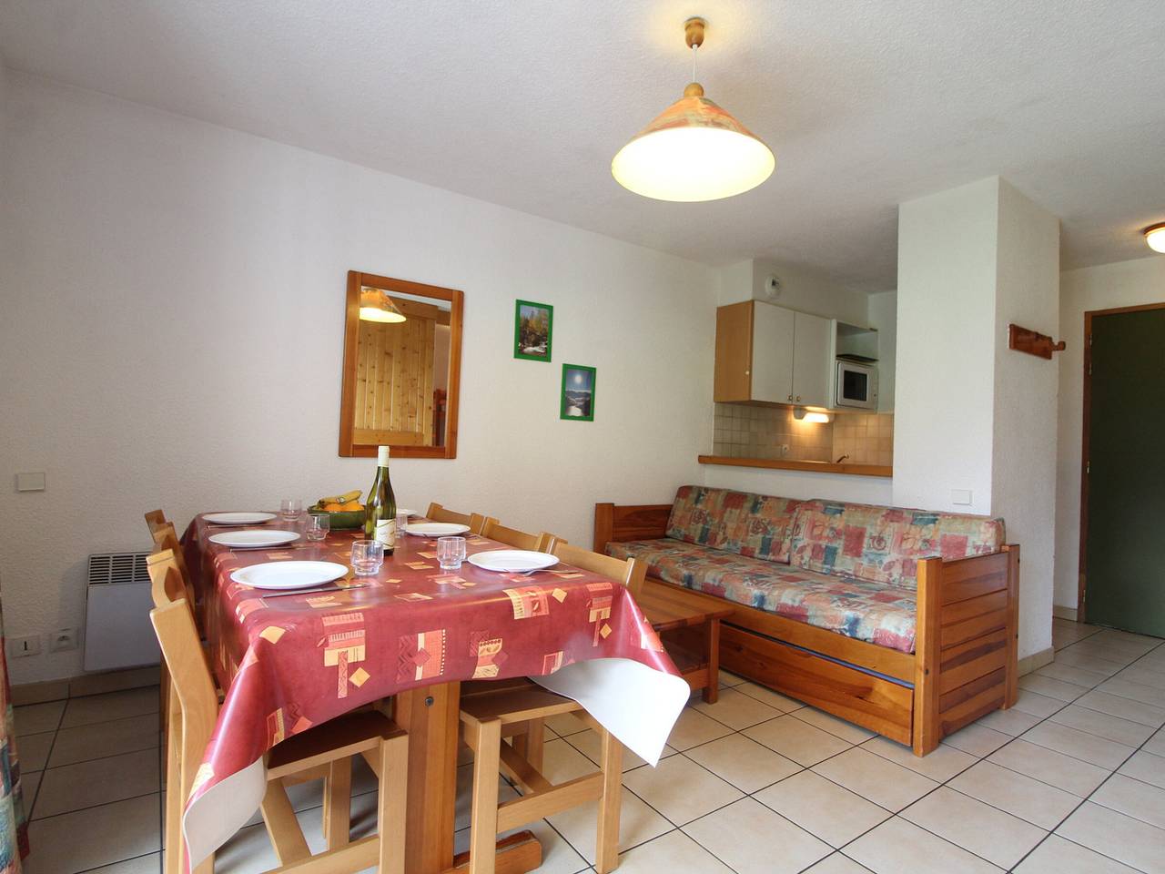 Geheel appartement, Cozy 6-person apartment with balcony, linens and Wifi included, in Termignon-Val Cenis in Termignon, Saint-Jean-de-Maurienne regio
