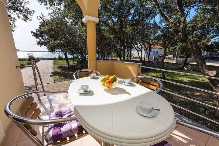 Smještaj za odmor za 4 osoba, s Balkon u Vrsi - mulo (Zadar)