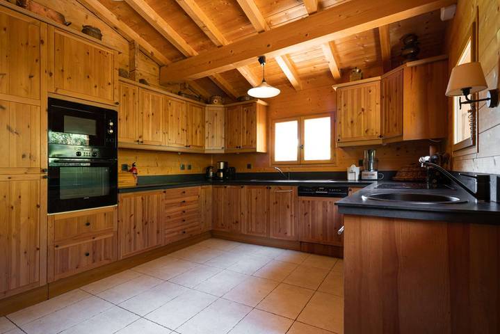 Chalet pour 15 personnes, avec terrasse et jardin à La Clusaz - 4