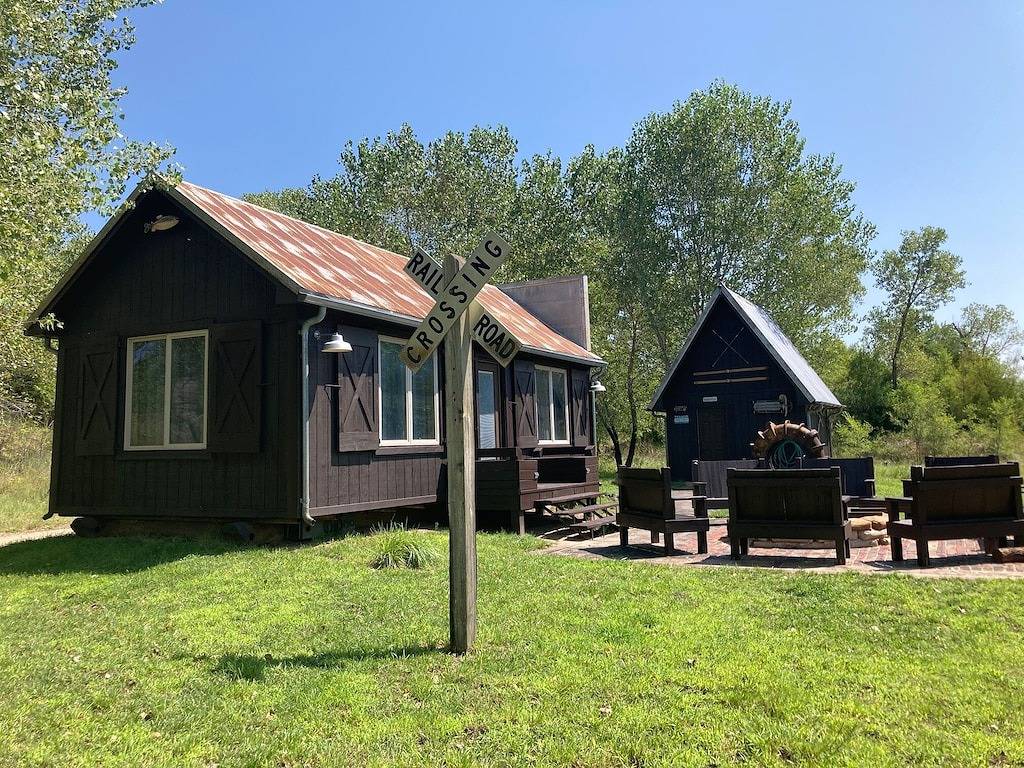 Log Cabin for 5 Guests in Kansas, USA