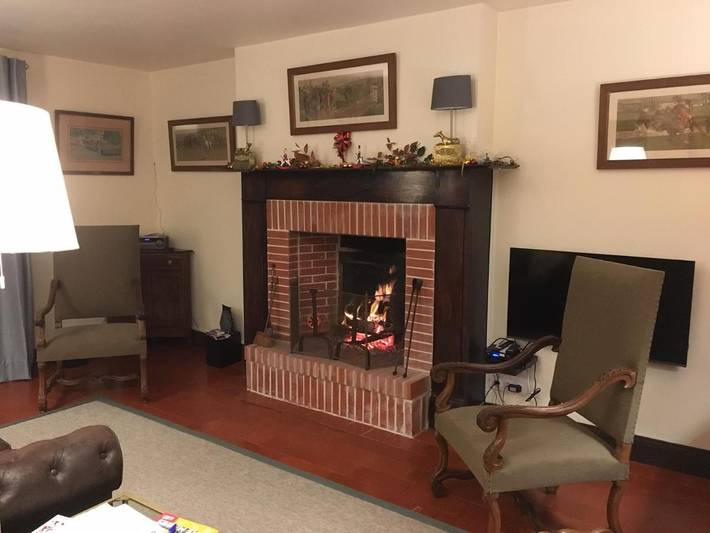 Location de vacances pour 6 personnes, avec Terrasse et Jardin à Couleuvre