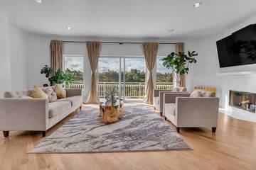 Villa pour 12 personnes, avec balcon et vue dans Bel Air