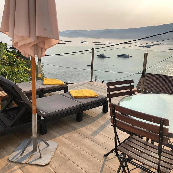 Apartamento para 4 personas, con Terraza además de Jardín y Vistas en Bueu