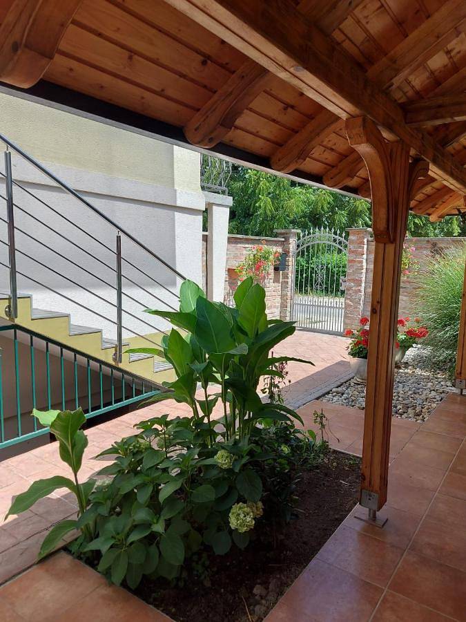Maison d’hôte pour 3 personnes, avec bassin pour enfant ainsi que piscine et jardin, animaux acceptés dans Slavonie