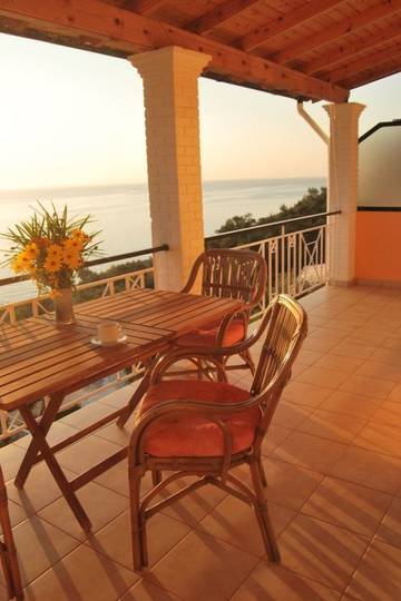 Apartment for 2 People in Agios Gordios, Corfu, Photo 4