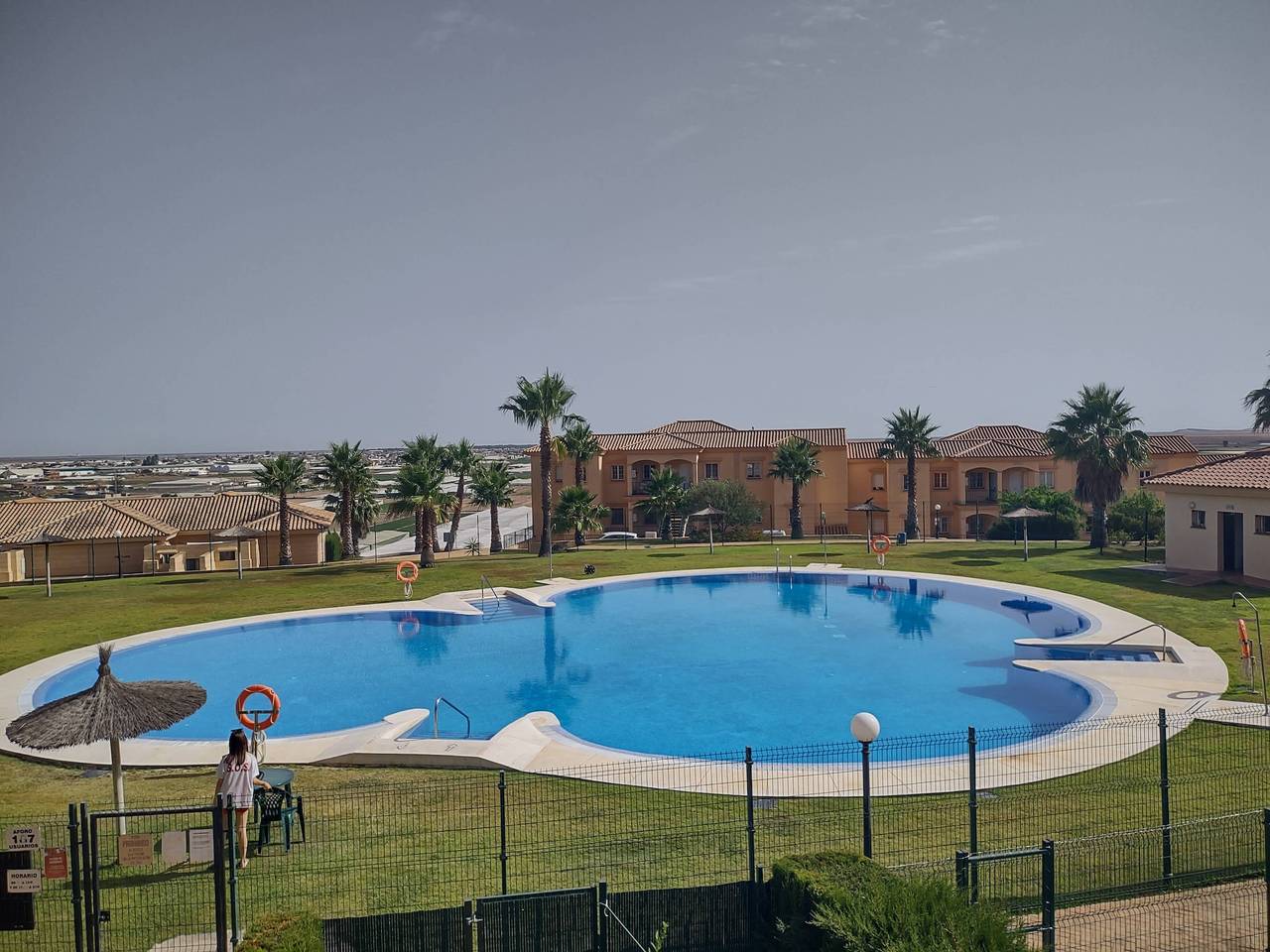 Apartamento entero, 'Sanlúcar Club Terraza & Piscina de Verano' Vistas al Coto Doñana in Sanlúcar de Barrameda, Costa de la Luz