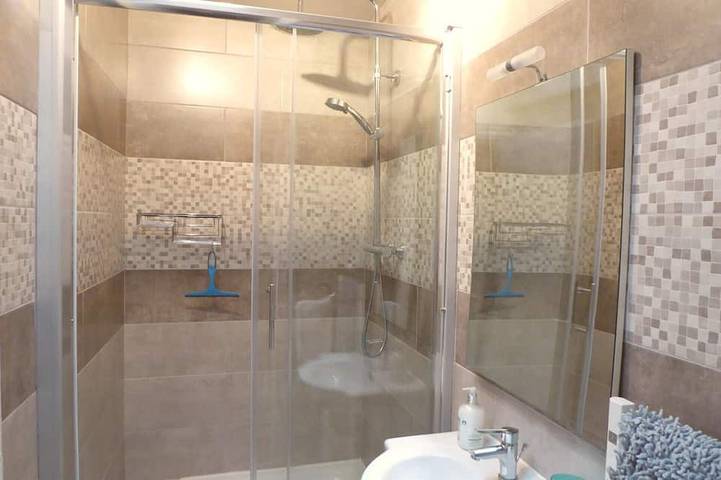 Gîte pour 2 personnes, avec jardin à Ploërdut - 4