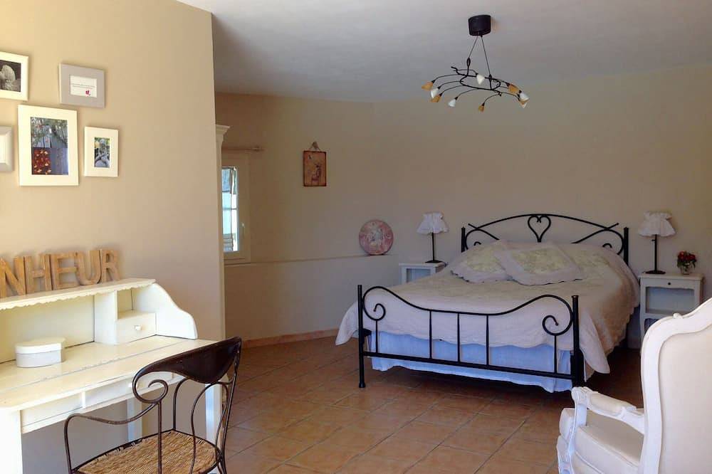 Le Mas d'Hortense in Orange Charmantes Ferienhaus \"Beguin\" 4 **** Schwimmbad in Orange, Vaucluse