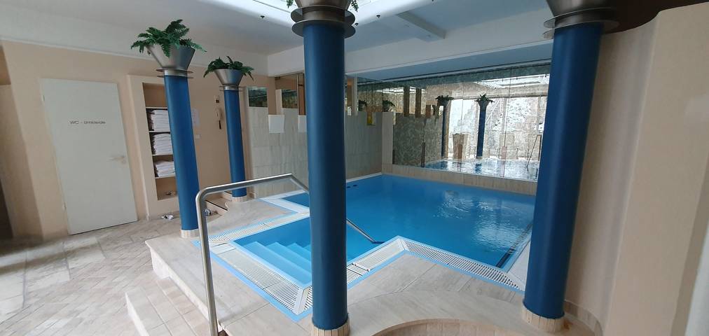 BnB für 2 Personen, mit Balkon und Whirlpool sowie Sauna am Forggensee