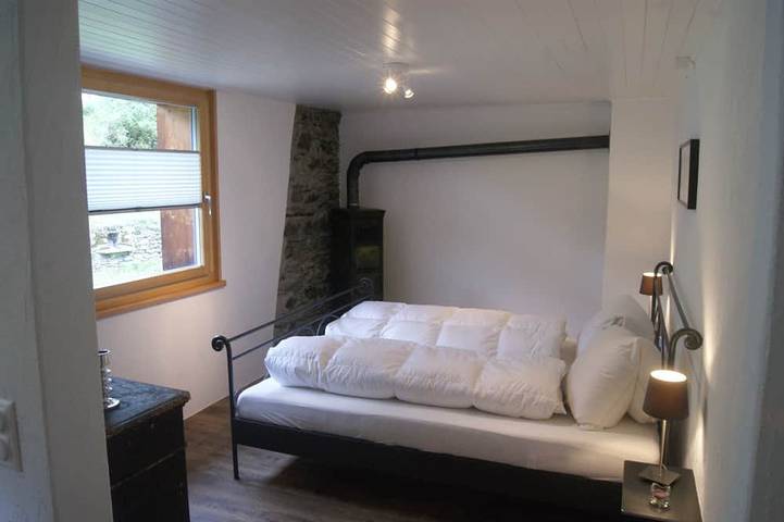 Ferienhaus für 2 Personen, mit Garten und Pool, mit Haustier in Graubünden - 2