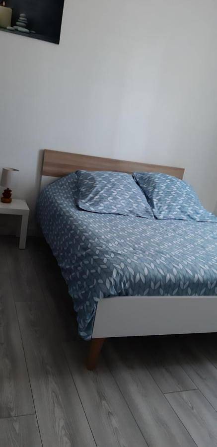 Logement indépendant avec ventilateur, frigo et micro-ondes in Poitiers, Vienne (France)