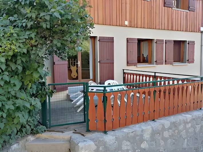 Gîte pour 4 personnes, avec terrasse, animaux acceptés