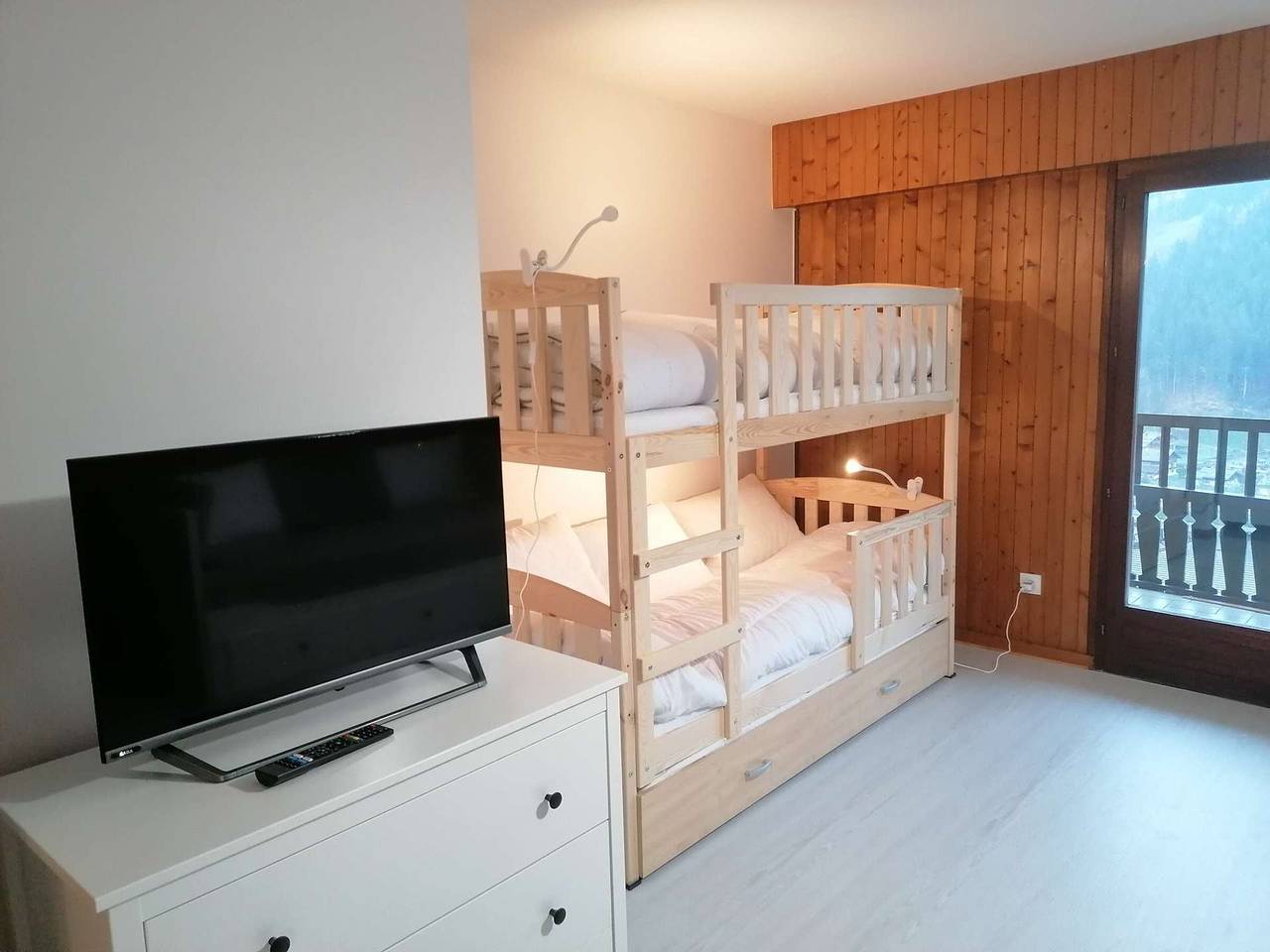 Entire apartment, Renovated studio in Le Grand-Bornand for 4 people in Le Grand-Bornand, Annecy region