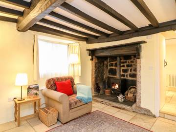 Log Cabin for 4 People in Chagford, Devon, Photo 2