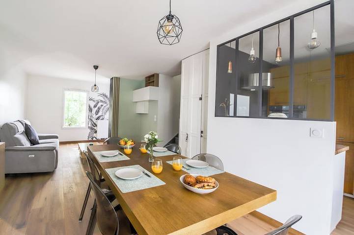Maison de vacances pour 6 personnes, avec piscine à Arès