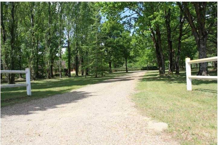 Location de vacances pour 2 personnes, avec vue et jardin à Contres - 4