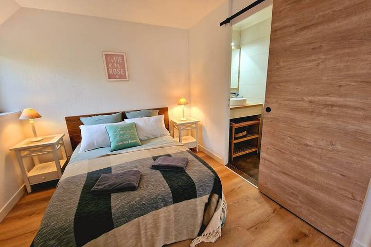 Location de vacances pour 10 personnes, avec terrasse et jardin dans Plage Traon Nevez Plouezoc H - 2