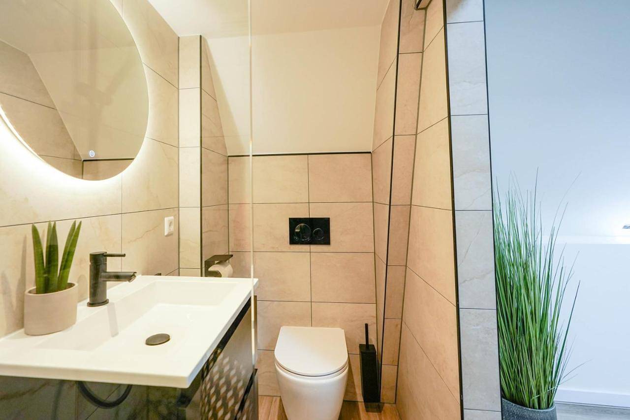 Romantic 35m2 City Center Suite in Delft, Stadsgewest Haaglanden