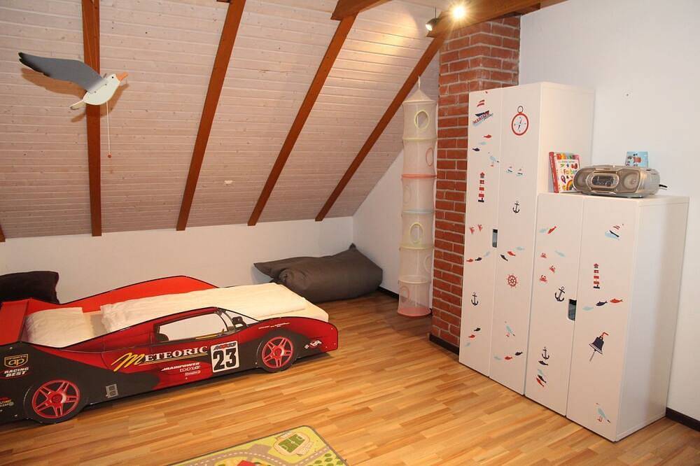 Ostfriesenhuus - Familienfreundliches 155qm Haus für 4-5 Pers. mit Kamin, in Hamswehrum, Krummhörn